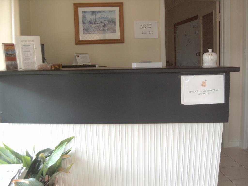 Travellers Rest Motel Bairnsdale Exterior foto